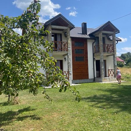 Chalet Montenegrina With Jacuzzi โคลาชิน ภายนอก รูปภาพ