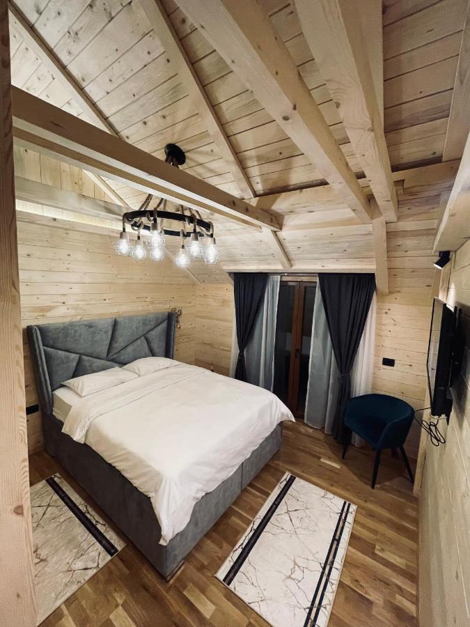 Chalet Montenegrina With Jacuzzi โคลาชิน ภายนอก รูปภาพ