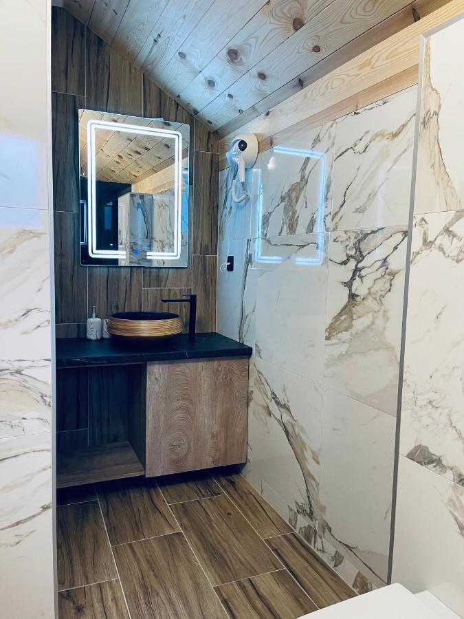 Chalet Montenegrina With Jacuzzi โคลาชิน ภายนอก รูปภาพ